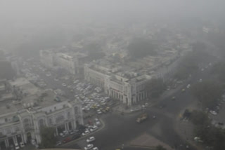 Delhi's AQI remains 'very poor' on Monday