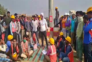 Adani Power Plant workers stopped work in godda
