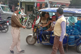 मास्क नहीं लगाने वालों से वसूला गया जुर्माना