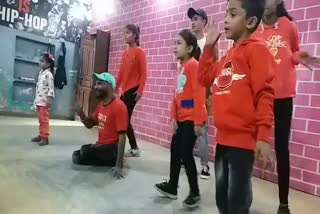 disabled choreographer radhey