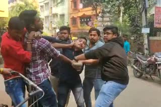 TMCP & SFI Clash in Uttarpara