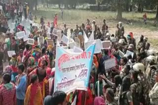 Villagers opened front in protest against the road