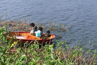 Childrens trapped in pond