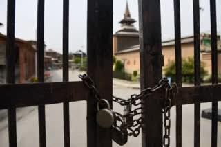 Friday Prayer not Allowed in Jamia Masjid Srinagar: انجمن اوقاف جامع مسجد سرینگر نے کیا افسوس اور برہمی کا اظہار