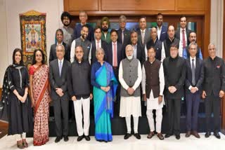 PM hosts venture capitalists, private equity funds ahead of budget