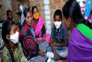 YS Sharmila on CM KCR: 'అన్నదాత ఆత్మహత్యలకు కేసీఆరే కారణం'