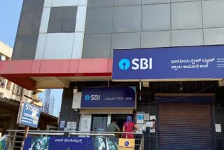 Delhi High Court upholds termination of SBI employee