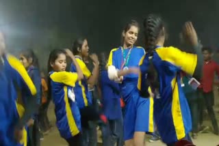 player danced in Gandhi Maidan