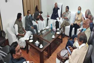 Opposition parties have decided to boycott the meeting called by the government