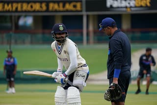 Kohli to break Dravid record