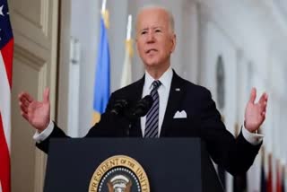Biden boosts fuel-economy standards to fight climate change