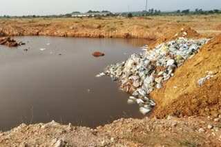 Tirupur chemical waste dumped in the enclosure