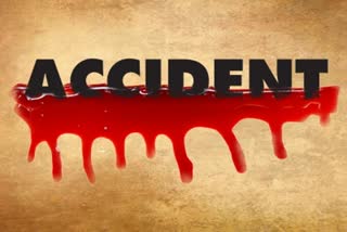 two died in Udaipur Road accident  Hit and Run case in Udaipur  Car accident caught in CCTV  Driver fled the spot after accident  Road accidents in India  കാൽനടയാത്രക്കാരായ സ്ത്രീകൾ കാര്‍ ഇടിച്ച് മരിച്ചു  രാജസ്ഥാനിലെ ഉദയ്‌പൂരിൽ വാഹനാപകടം  കാര്‍ ഇടിച്ച് രണ്ട് സ്‌ത്രീകള്‍ മരിച്ചു