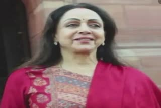 MP Hema Malini : કાશી-અયોધ્યાની જેમ મથુરામાં પણ શ્રી કૃષ્ણના જન્મસ્થળ પર ભવ્ય મંદિર બનવું જોઈએઃ હેમા માલિની