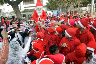 Religious places in Delhi to remain open on Christmas