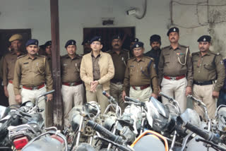 3 Accused Arrested with 13 Bikes