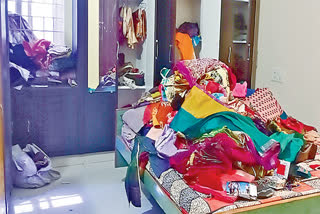 women-fake-theft-drama-at-guntur