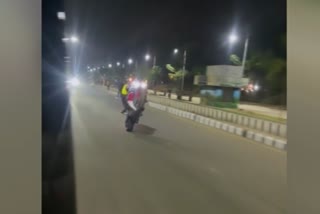 accident-bike-stunt-bhopal-viral-video