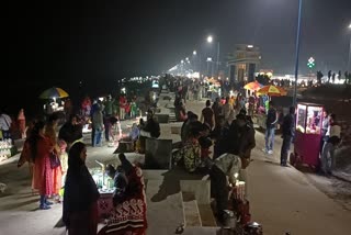 Tourists in Digha