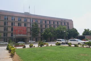Transfer Of IAS Officers In Gujarat: 7 IAS અધિકારીઓની બદલી, જાણો AMC કમિશ્નર તરીકે કોની નિયુક્તિ થઈ