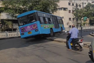 Bus Over Z Bridge