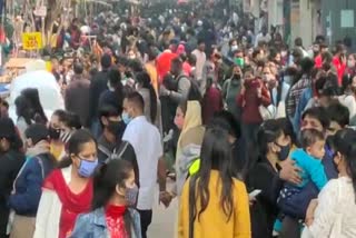 odd-even-system-implemented-in-sarojini-nagar-market-from-today