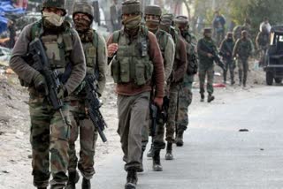 Shopian encounter with security forces  LeT terrorists killed  Lashkar e Taiba attack  ഷോപിയാൻ ഏറ്റുമുട്ടൽ  ലഷ്‌കർ ഇ ത്വയ്ബ ഭീകരർ കൊല്ലപ്പെട്ടു  ജമ്മു കശ്മീർ സുരക്ഷാ സേന ഏറ്റുമുട്ടൽ  terrorist attack  തീവ്രവാദി ആക്രമണം