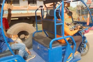 e rickshaw in dhanbad