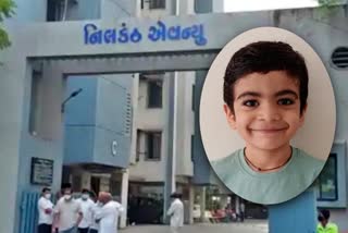 Surat Child died: સુરતમાં ધાબા ઉપર પતંગ ચાગવા જતા બાળક પાંચમાં માળેથી પટકાતા મોત