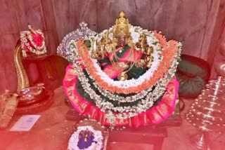 Three hundred fixed for Mysore Chamundeshwari Special Darshan