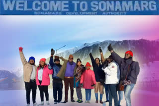 Tourists Enjoying New Year 2022 in Sonmarg