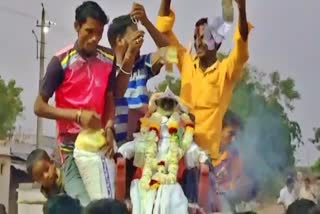 Kalburgi villagers made funeral tradition to monkey