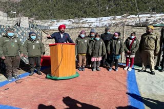 Governor Gurmeet Singh visited bro check post