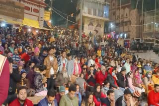 tributes paid to the dead of vaishno devi accident in kashi ganga aarti