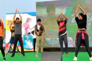 MLA Zumba Dance: ఎమ్మెల్యే జుంబా డాన్స్‌... కేరింతలతో హోరెత్తించిన హీరో సంపూర్ణేష్ బాబు