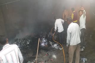 fire-broke-out-due-to-short-circuit-in-vikasnagar-cotton-factory