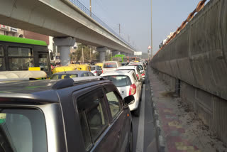 South Delhi BJP blocked the Mathura road