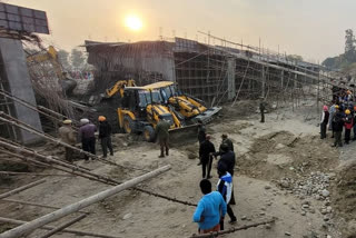 J-K: Probe ordered into collapse of iron shuttering of under-construction bridge