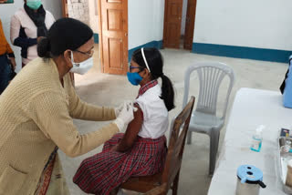 covid vaccination for teenage students at barasat girls high school