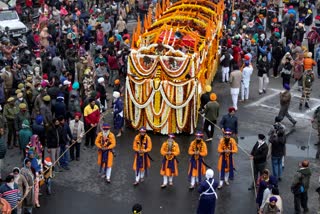 Glimpses of The Sikh Festival In India, Guru Gobind Singh jayanti, sikh procession India