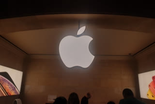 Apple briefly crosses record 3 trillion dollars market cap