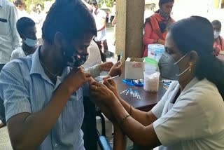 over-3000-children-vaccinated-at-siddaganga-mata-in-tumkur