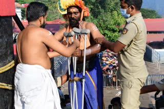 Man from Andhra walk for 750 km on one leg to visit Sabarimala