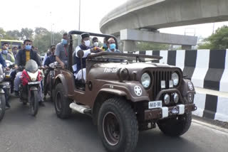 minister vishwas sarang drive jeep in bhopa