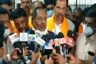 Bengaluru's Corona Rules are not for rest of the state: Minister KS Eshwarappa