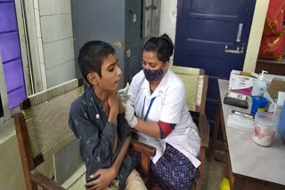 Disable Child Vaccination: અમદાવાદમાં દિવ્યાંગ બાળકોને અપાઈ કોરોના વેક્સિન