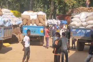 Obstacles in sale of paddy at Kodgar Paddy Purchase Center