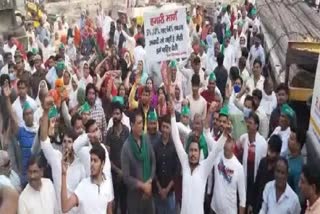 Farmers again staerted protest outside Noida Development Authority office on Thursday
