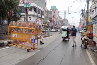 Due to weekend curfew in Delhi silence in all areas