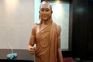 adi-shankaracharya-idol-omkareshwar